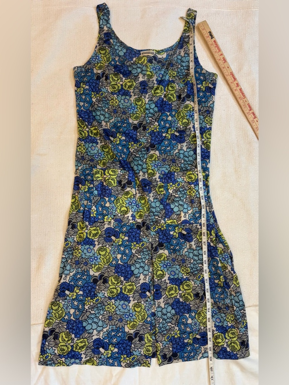 Vintage Floral Sundress with Pockets and Slit